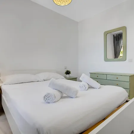 Apartamento Montemar Puerto 3d By Ivi Real Estate *